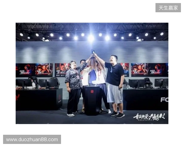 与好友并肩！你的电竞梦想从卓威高校对抗赛启航！